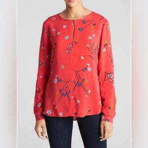 Gap floral blouse size large